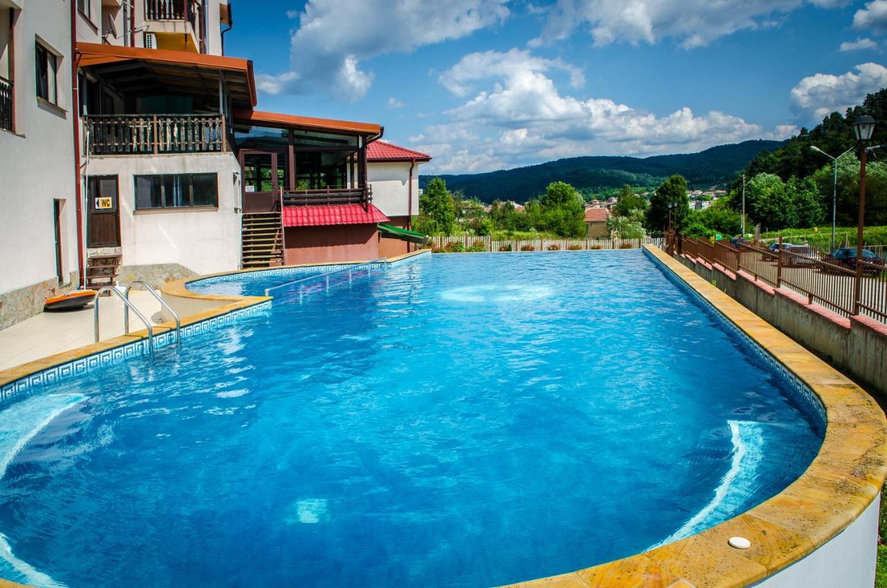Апартаменти Tryavna Lake Exterior foto